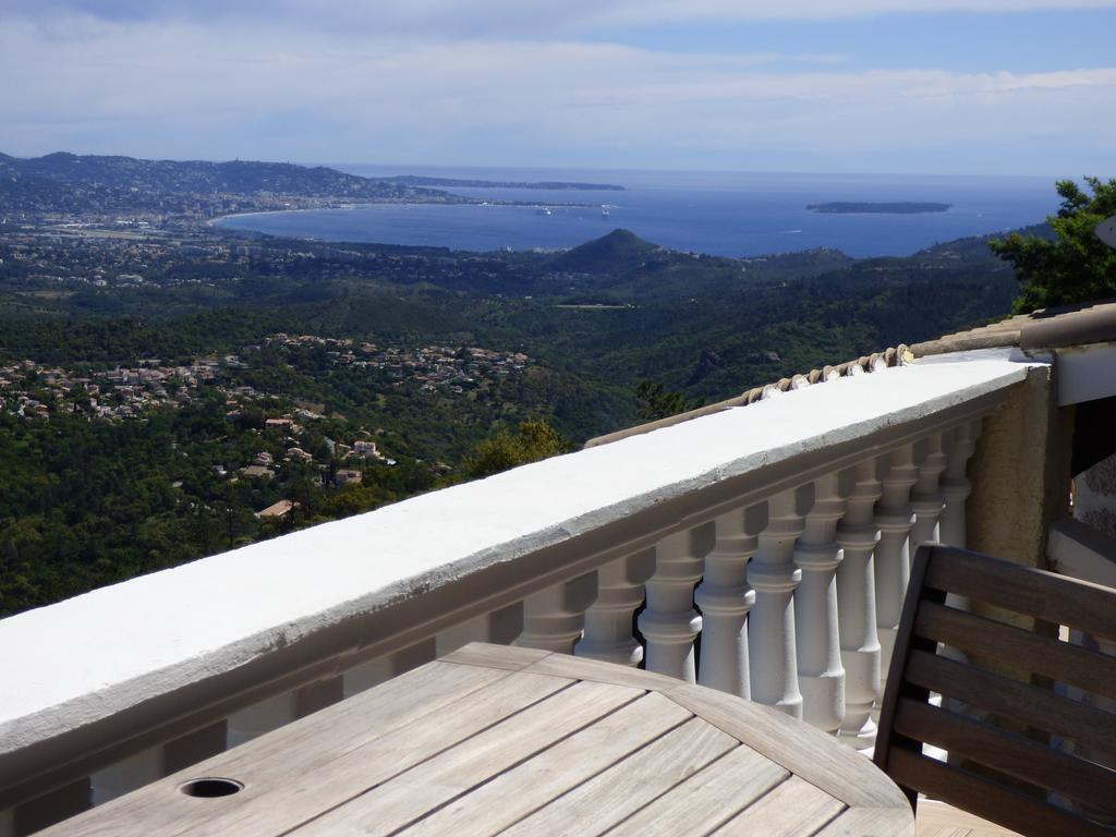Chambres d'Hôtes Vue Mer L'Estérel Panoramique Saint-Jean-de-l'Esterel Extérieur photo